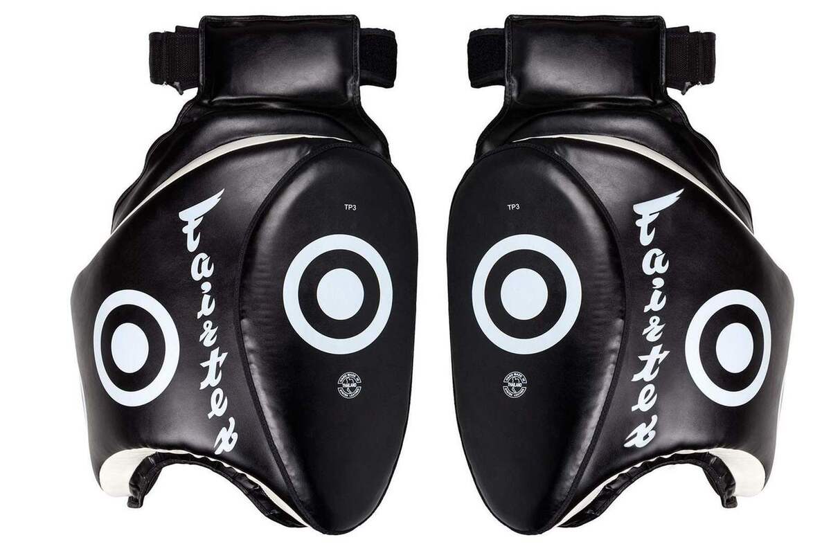 FAIRTEX Thigh Pads (TP3) - Boxing & Muay Thai