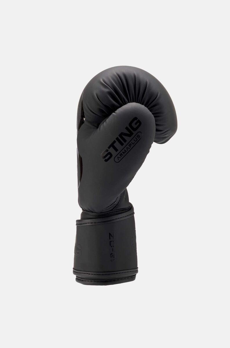 STING Armaplus Boxing Glove — Black