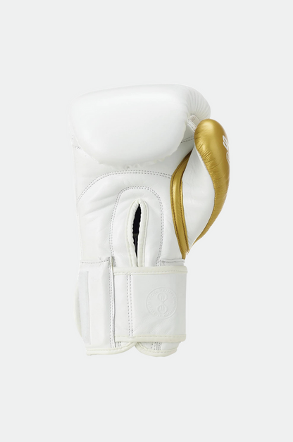 STING Evolution Boxing Glove — White/Gold